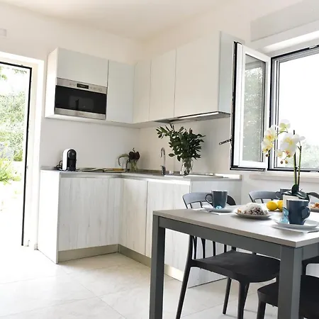 Holiday home Geranio - Villaggio Di Mary